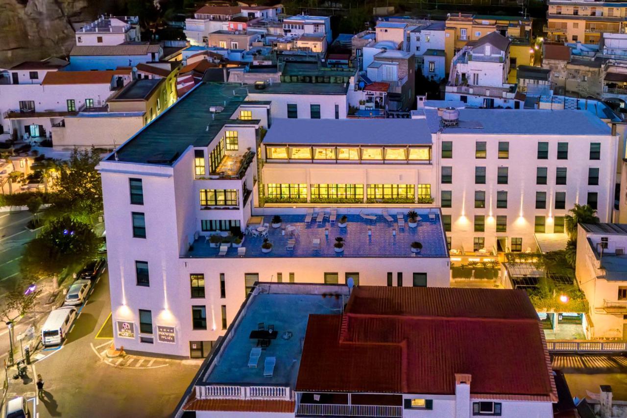 Panorama Palace Hotel Meta Exterior foto